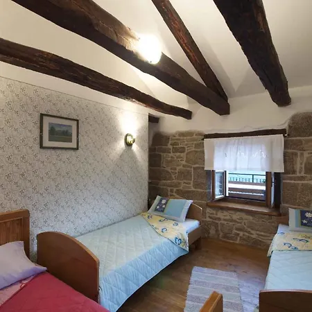 In Buzet/istrien 9974 Prodani