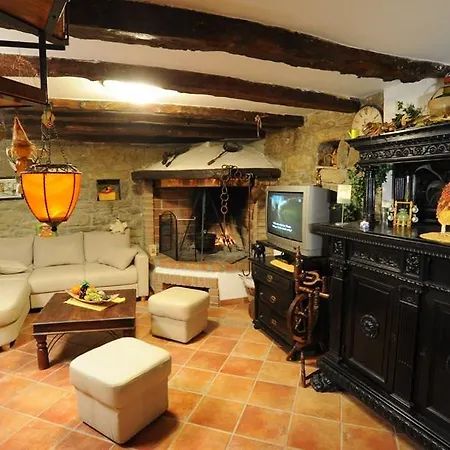 Holiday home In - Istrien 9974 Buzet